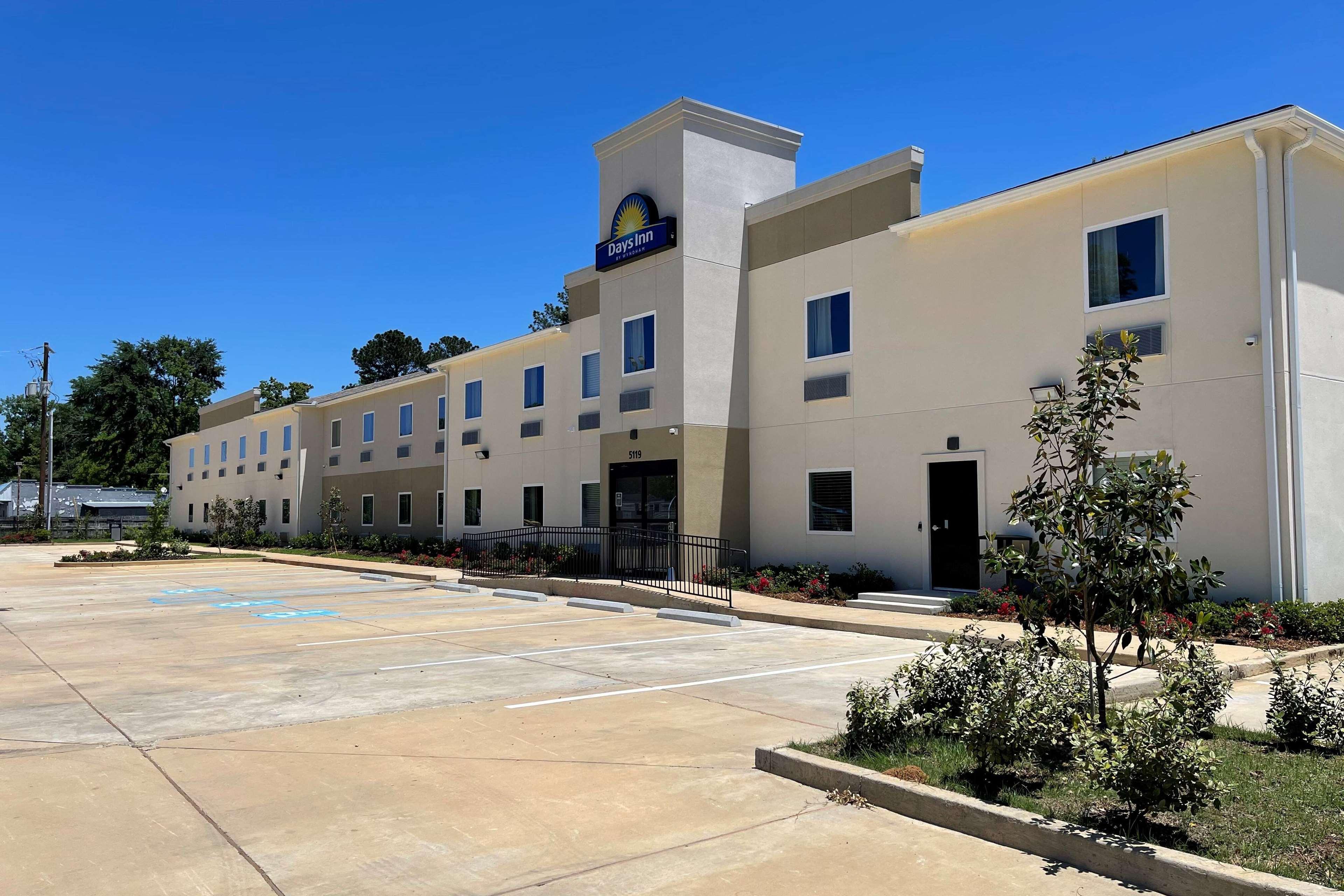 Days Inn By Wyndham Zachary La المظهر الخارجي الصورة