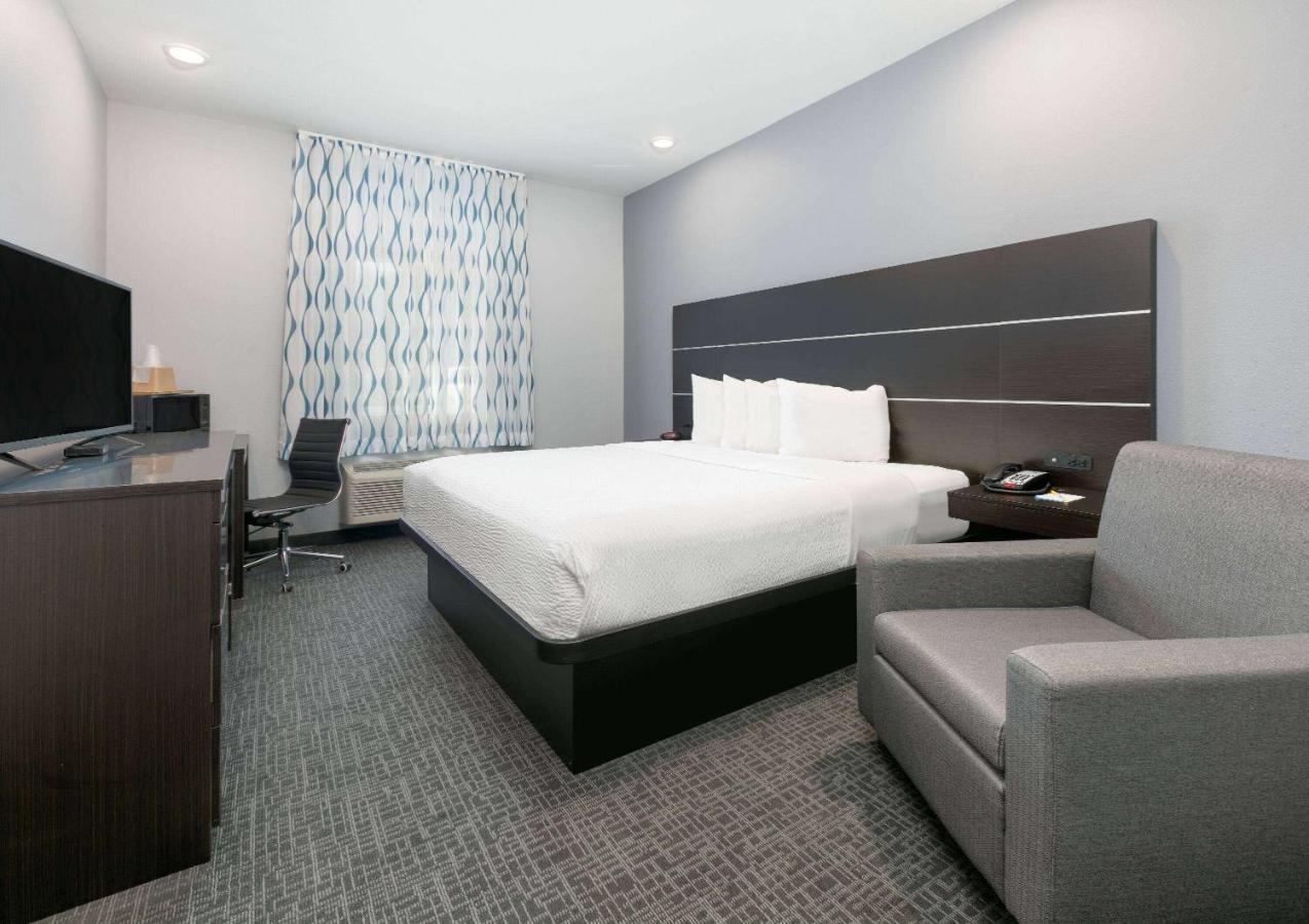 Days Inn By Wyndham Zachary La المظهر الخارجي الصورة