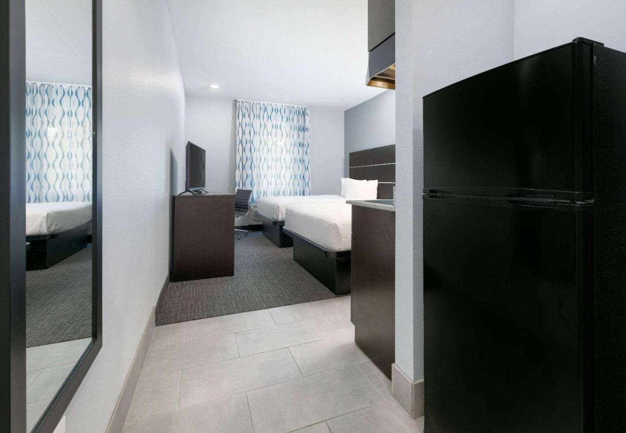 Days Inn By Wyndham Zachary La المظهر الخارجي الصورة
